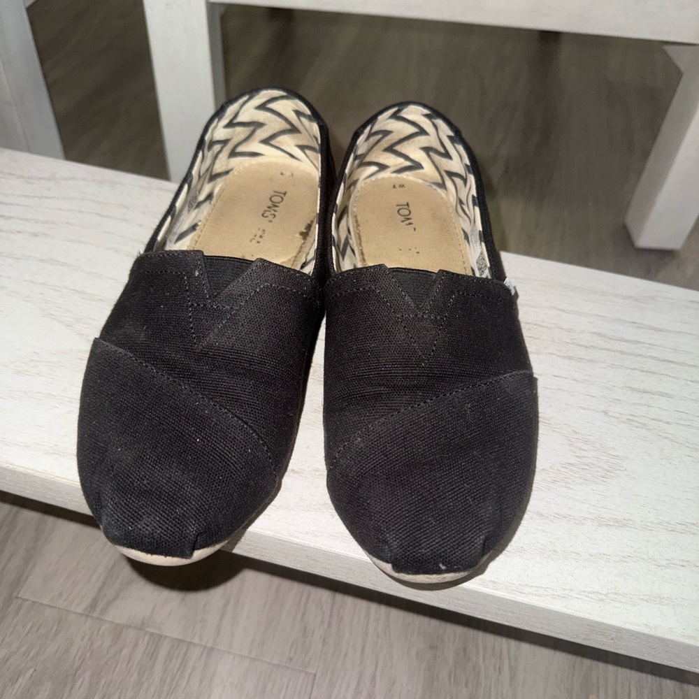 Toms Black Canvas Slip-Ons
